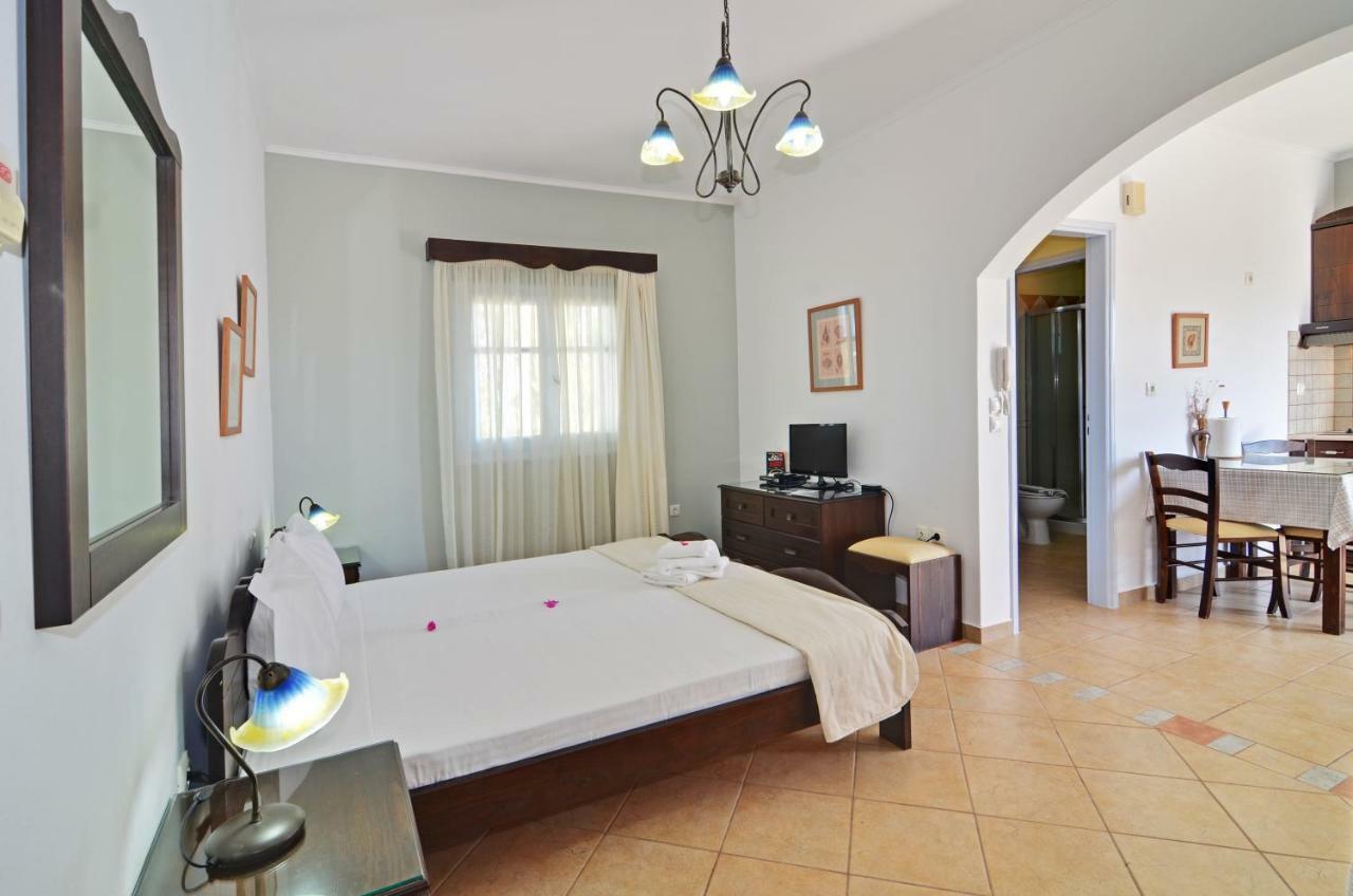 Nikos Sea View Apartments Адамас Экстерьер фото